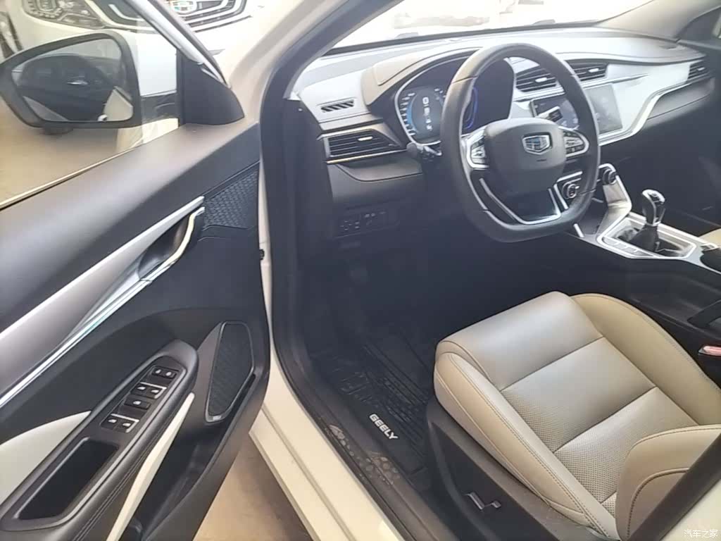 Geely Binray, 2019 16
