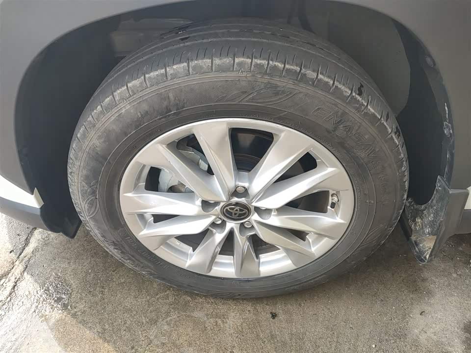 Toyota Corolla Sharp amplifier