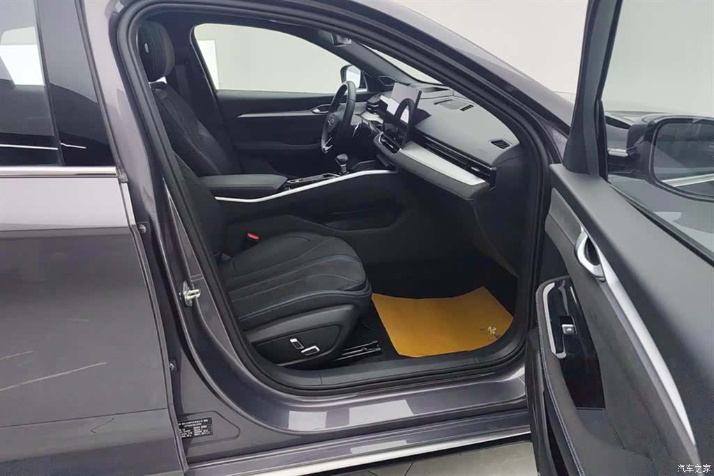 Geely Preface, 2024 8