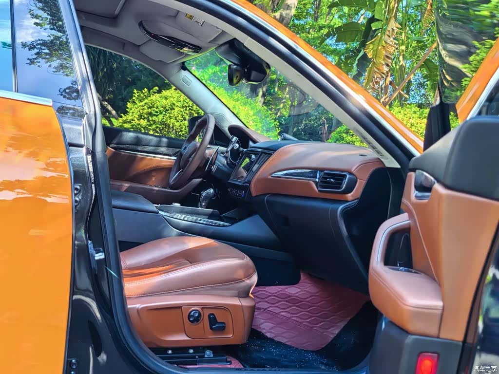 Maserati Levante, 2017 11