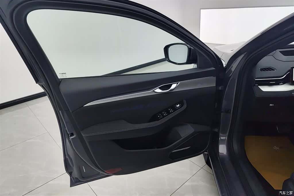 Geely Preface, 2024 7