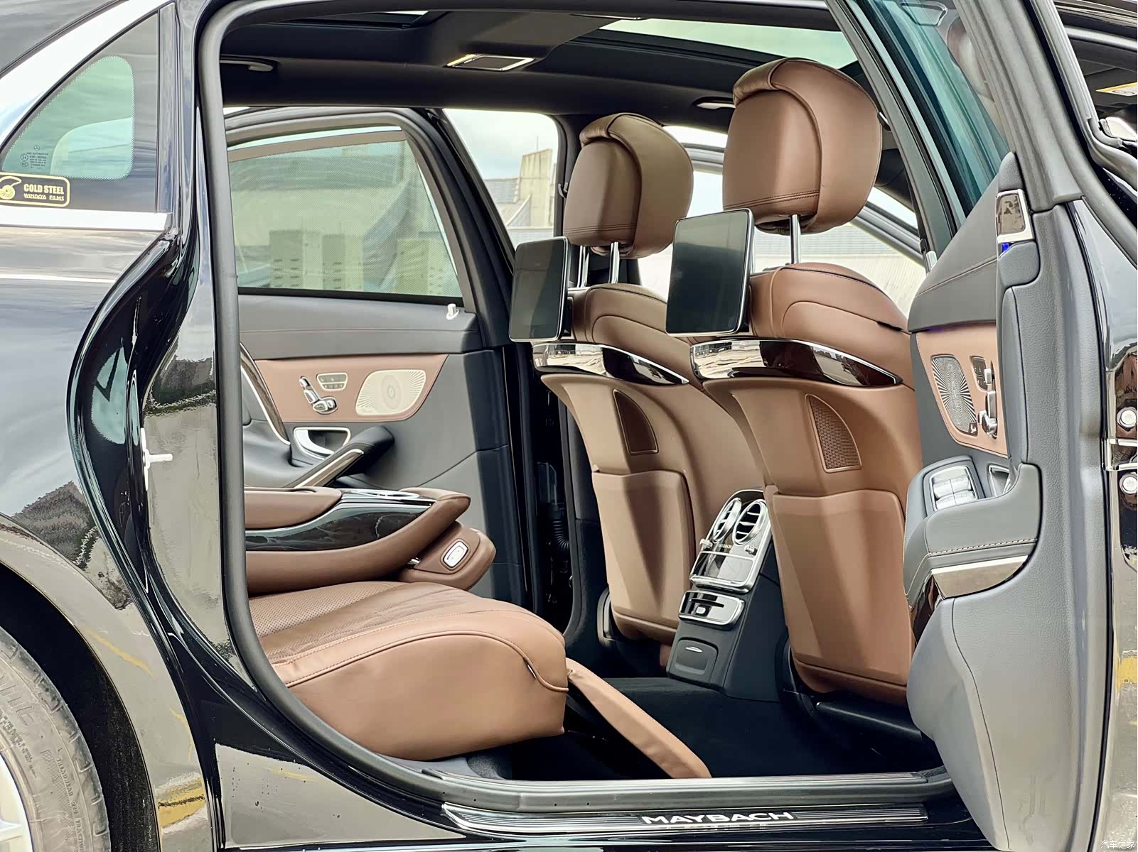 Maybach S-Class, 2018 6
