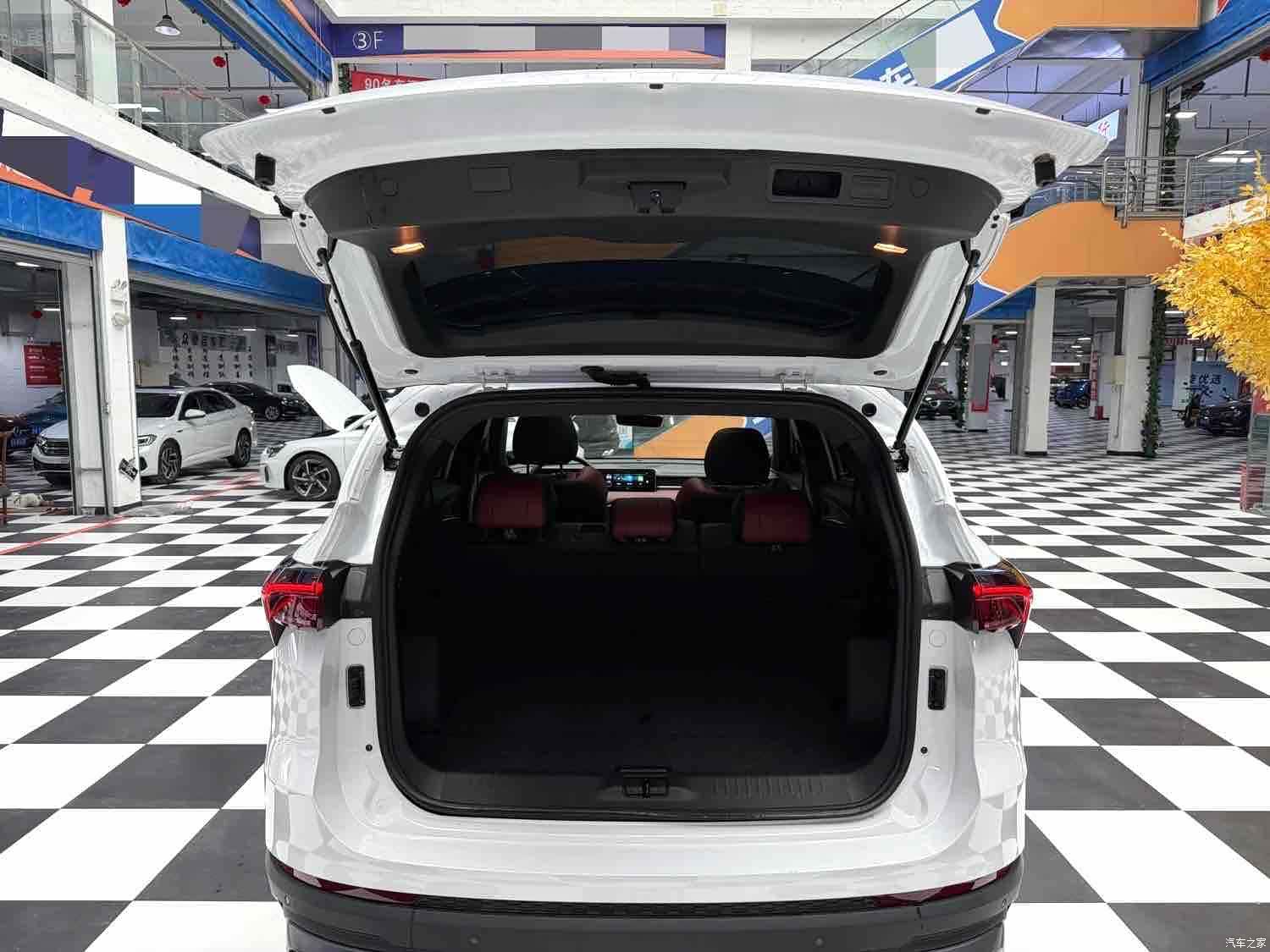 Jetour X70, 2021 15