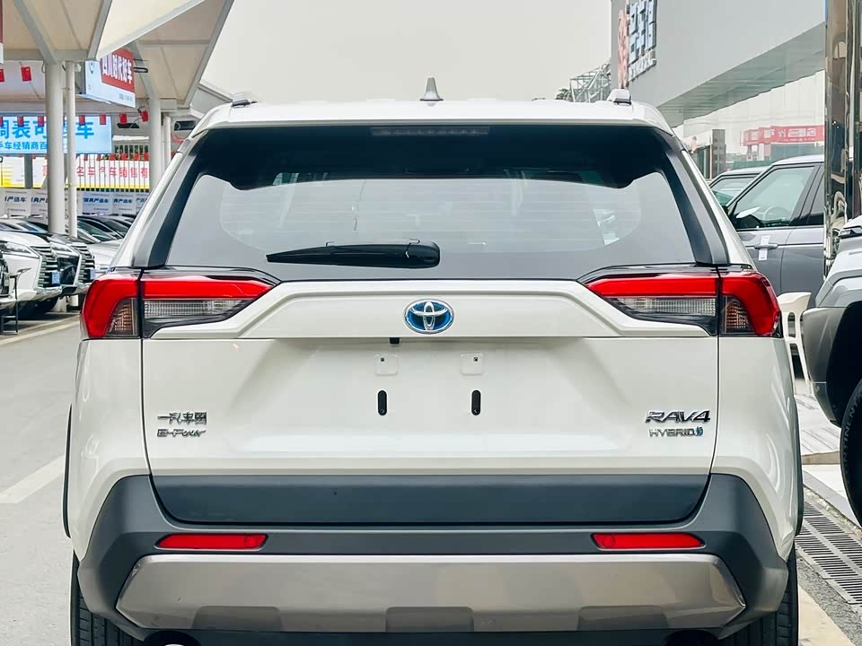 Toyota RAV4 Rongfang