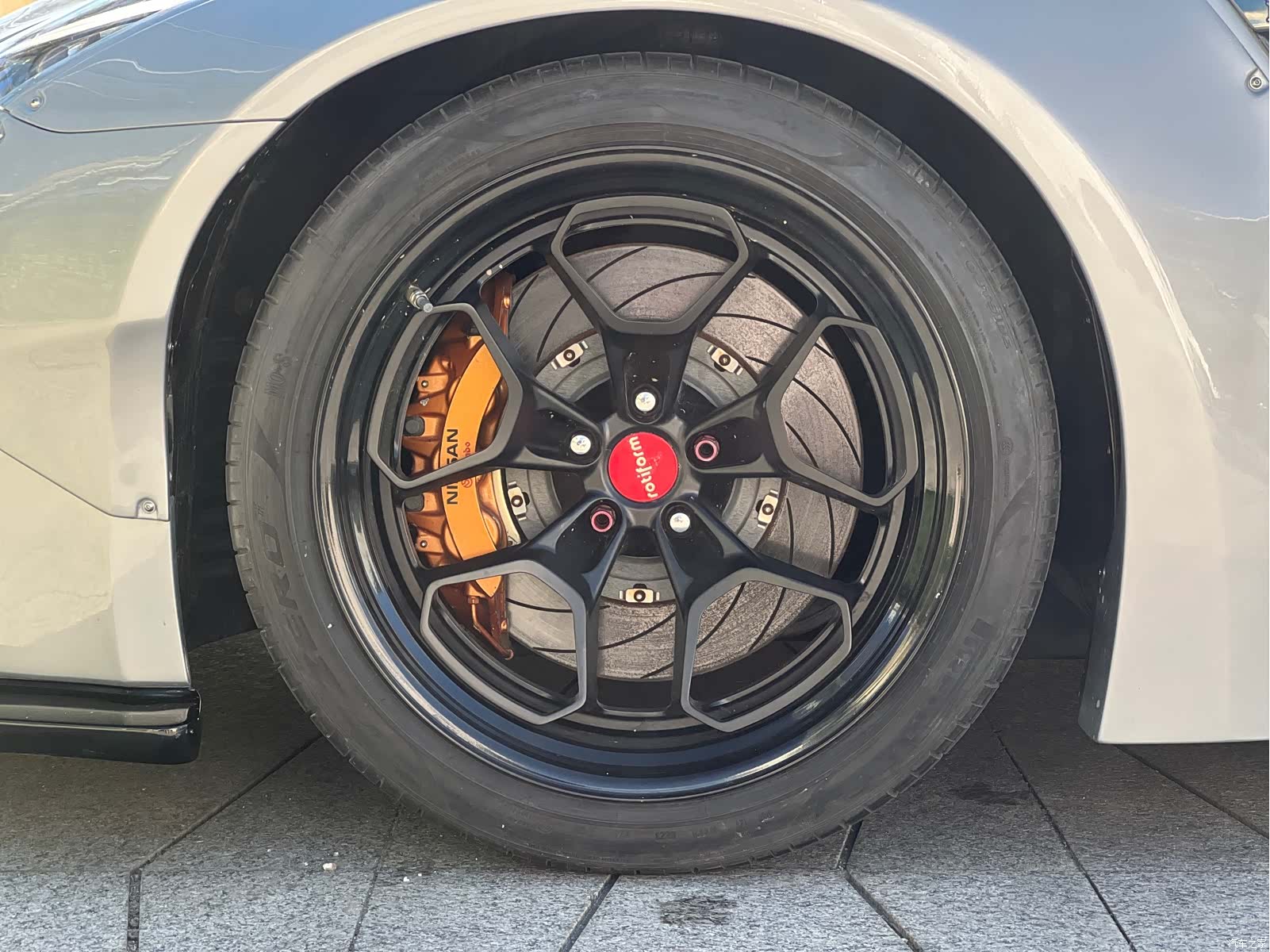 Nissan GT-R, 2011 8