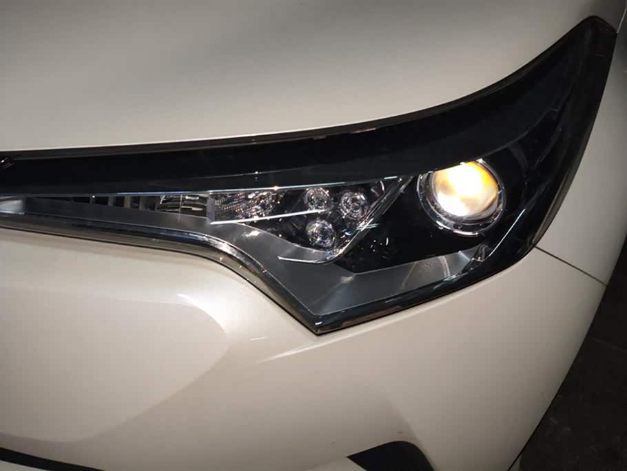 Toyota C-HR Toyota C-HR