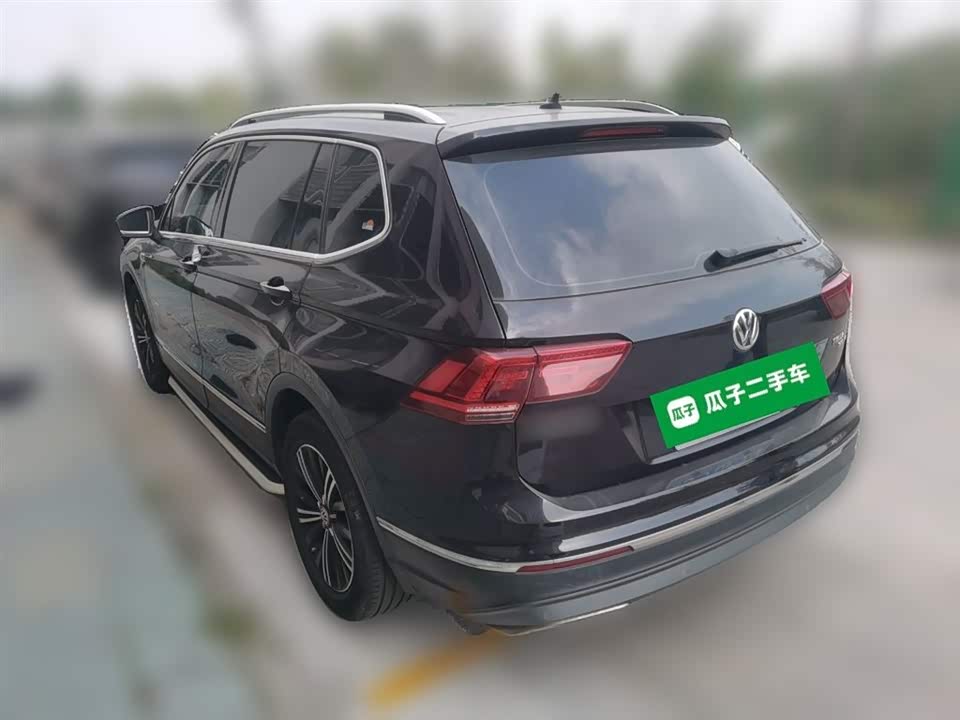 Volkswagen Tiguan L