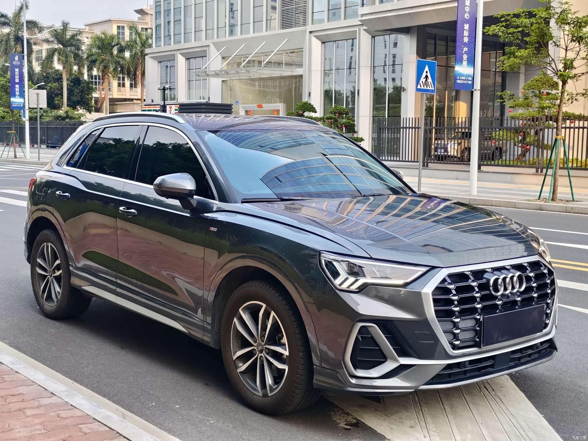 Audi Q3, 2021 3