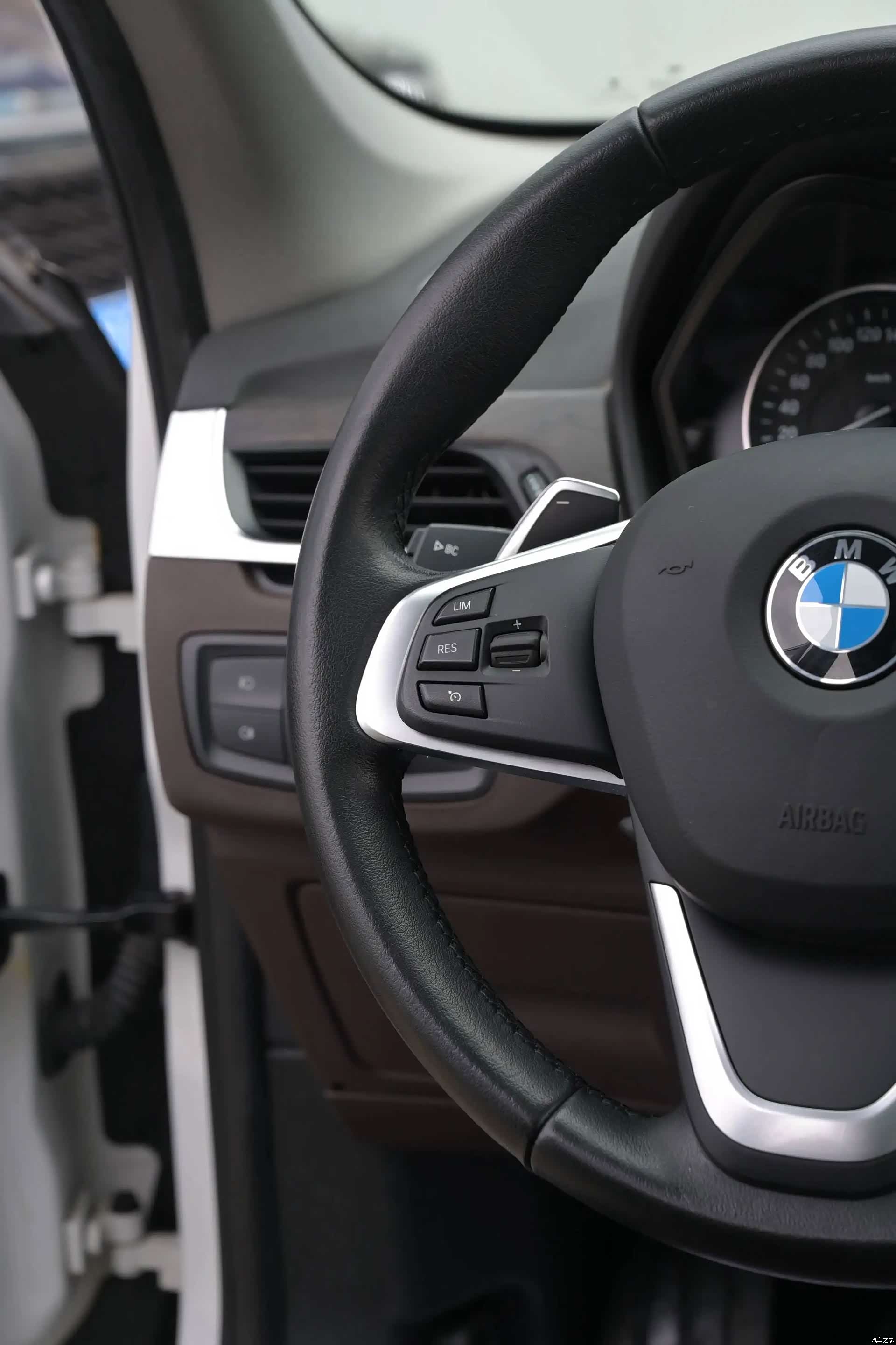 BMW X1, 2018 13