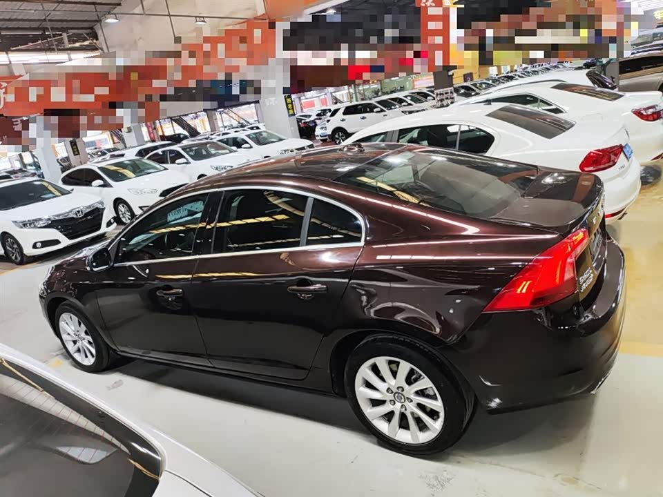 Volvo S60