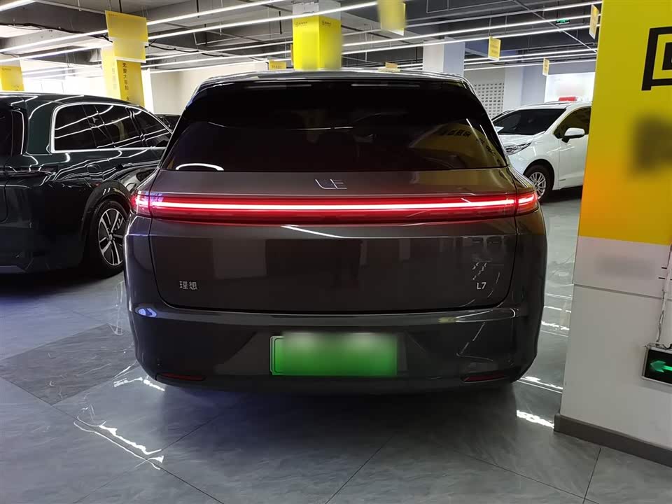 Li Auto Ideal L7