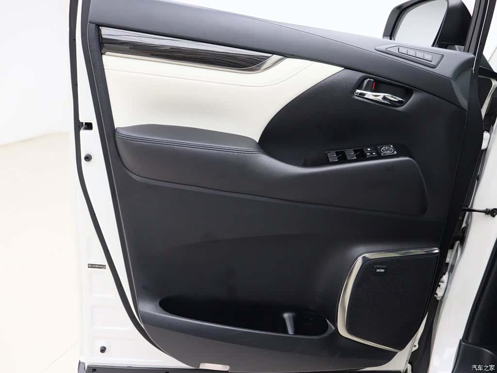 Lexus LM, 2020 6