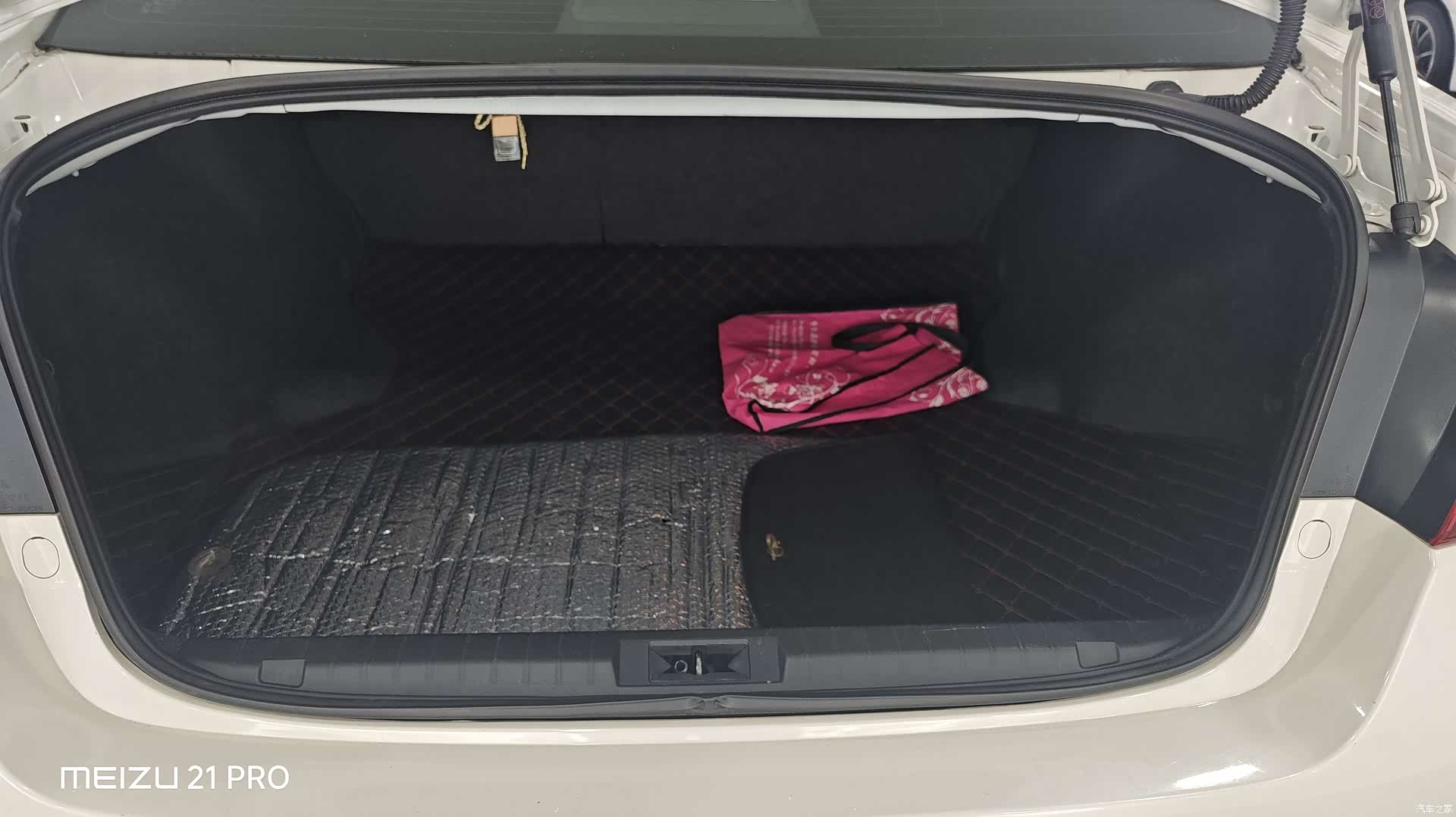 Subaru Legacy, 2017 13