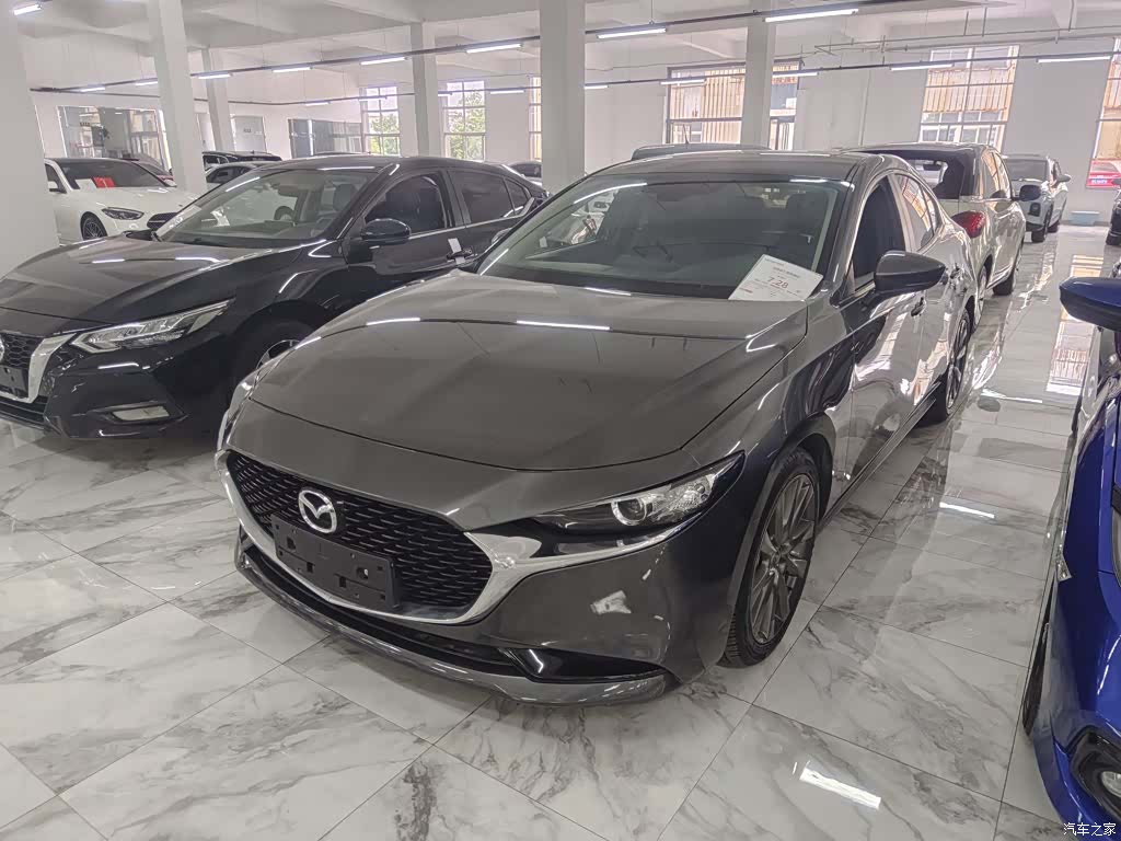 Mazda Mazda3, 2022 2