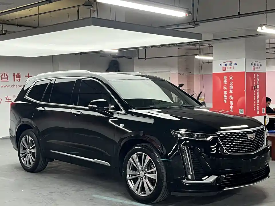 Cadillac XT6