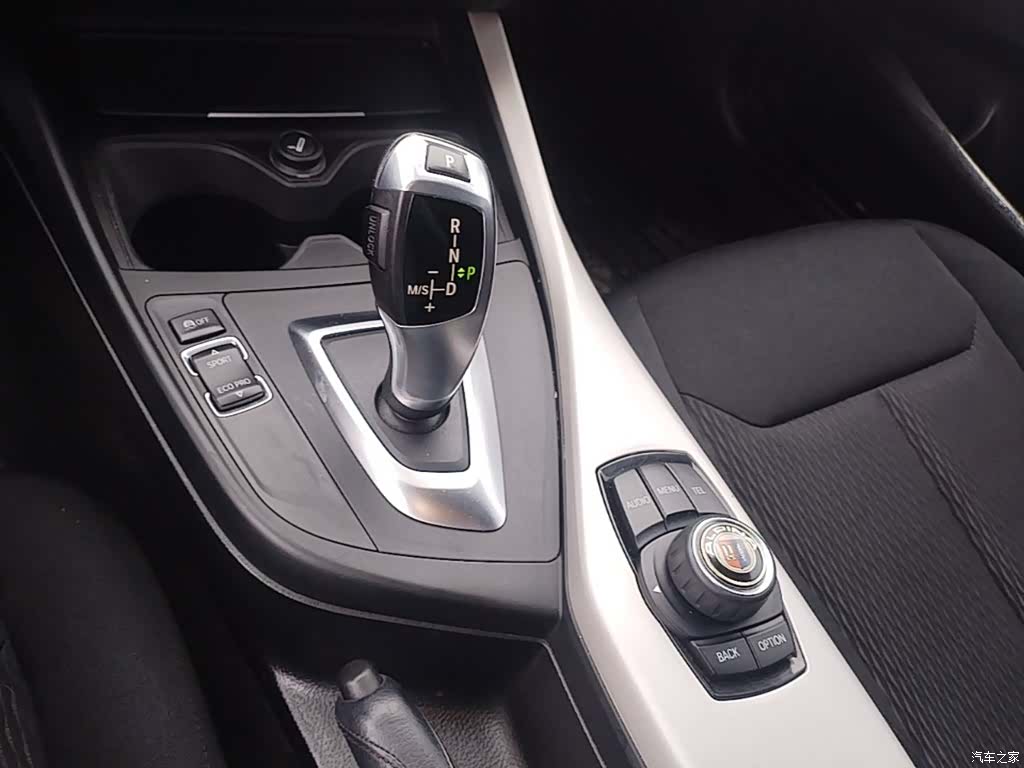 BMW 1 Series, 2016 10