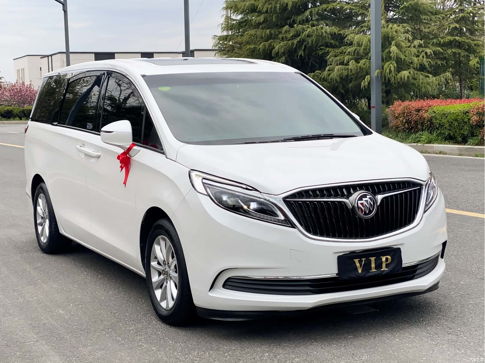 Buick GL8, 2018 3