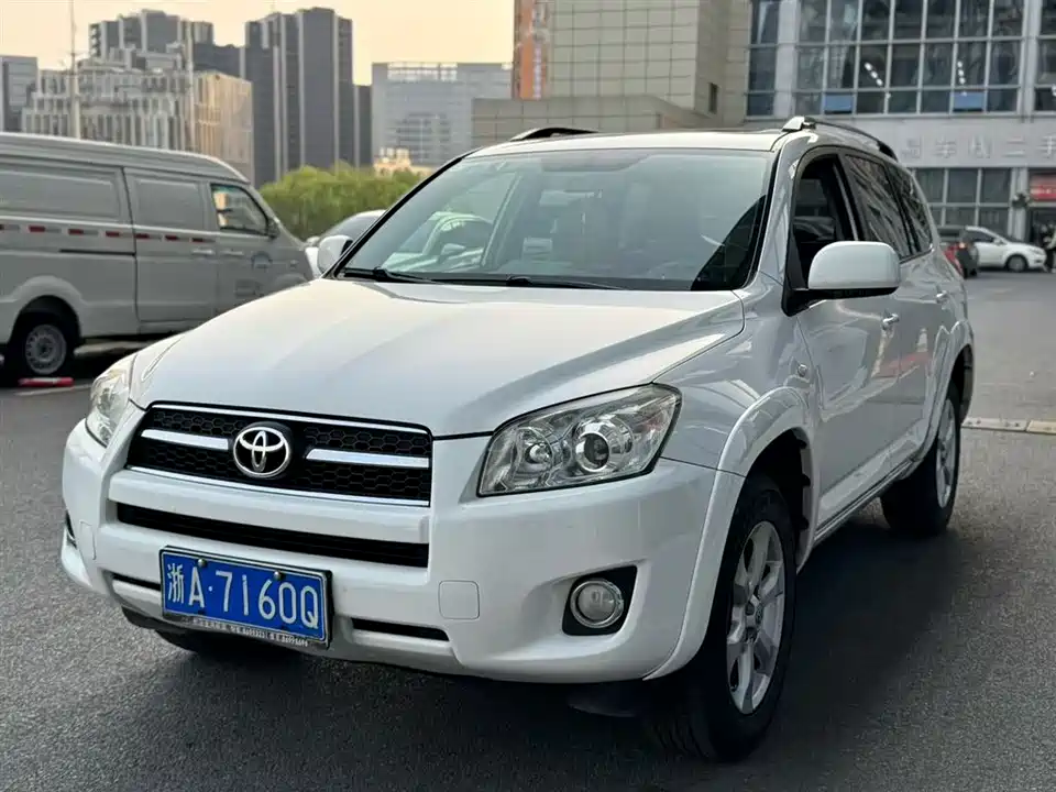 Toyota RAV4 Rongfang