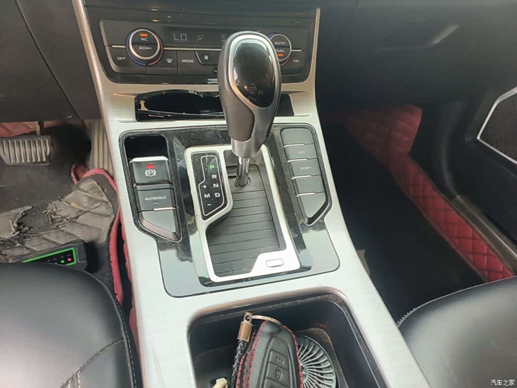 Geely Emgrand, 2019 14