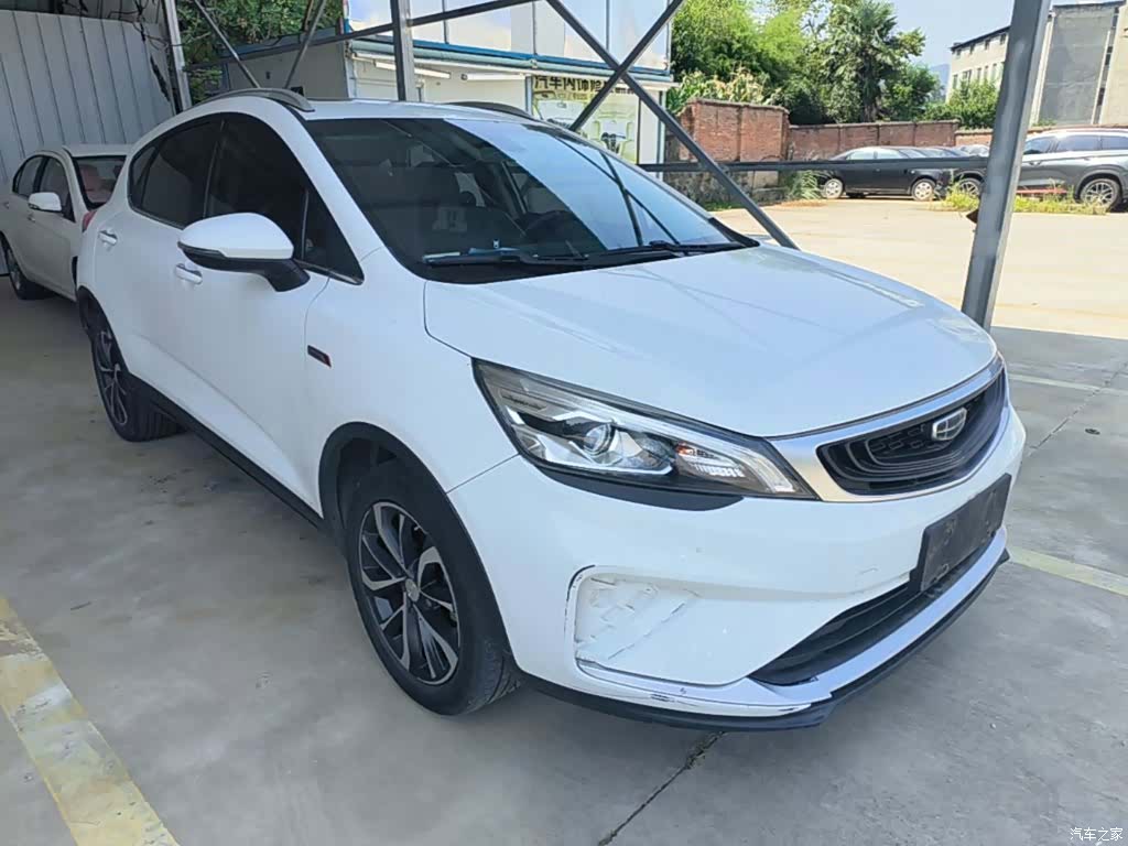 Geely Emgrand, 2019 4