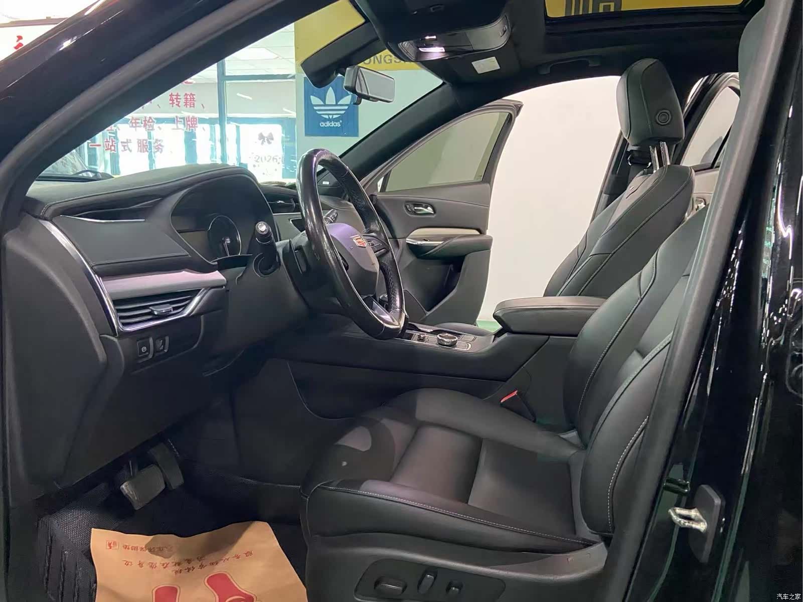 Cadillac XT4, 2019 4