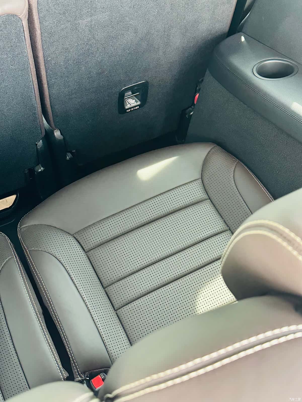 Mercedes-Benz GLS, 2016 33