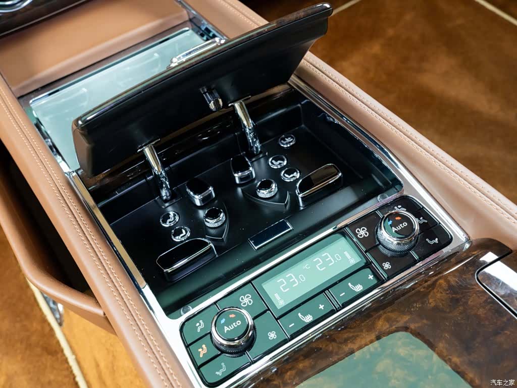 Bentley Mulsanne, 2019 11