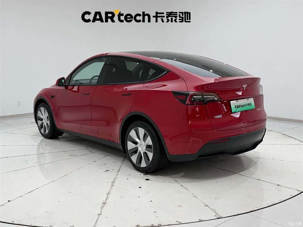 Tesla Model Y, 2021 7