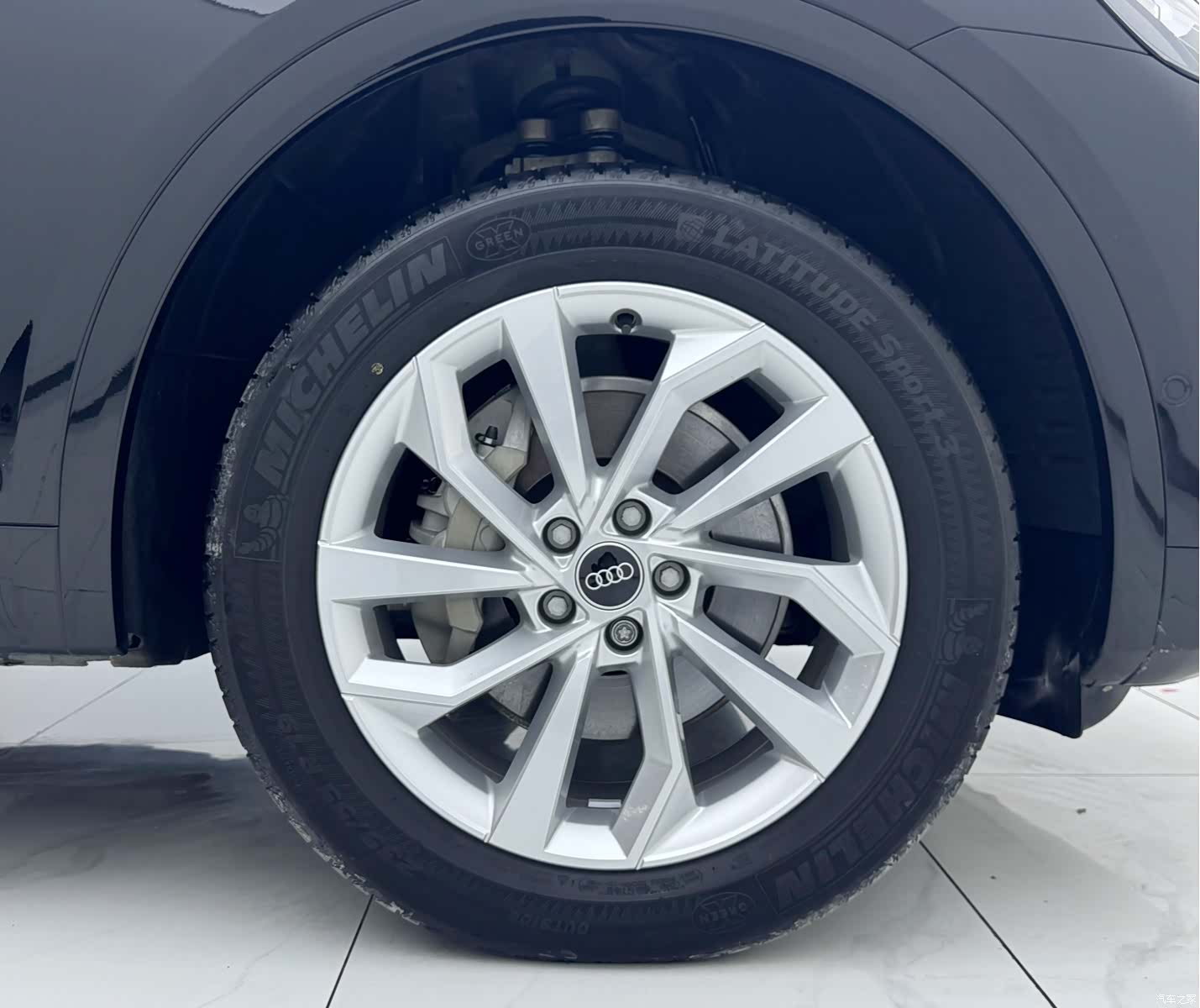 Audi Q5L, 2022 20