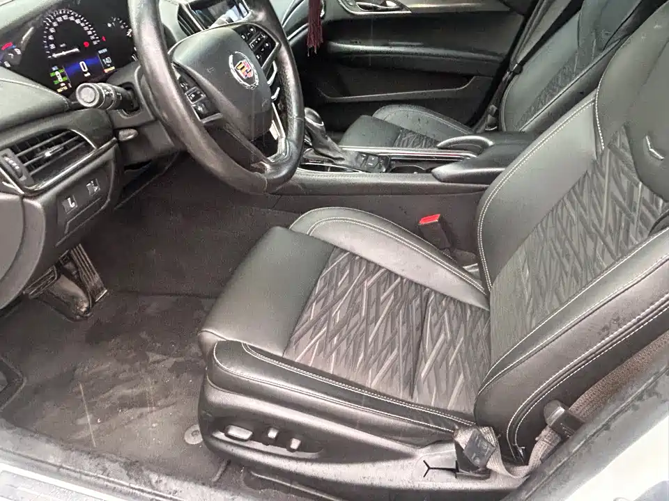 Cadillac ATS-L