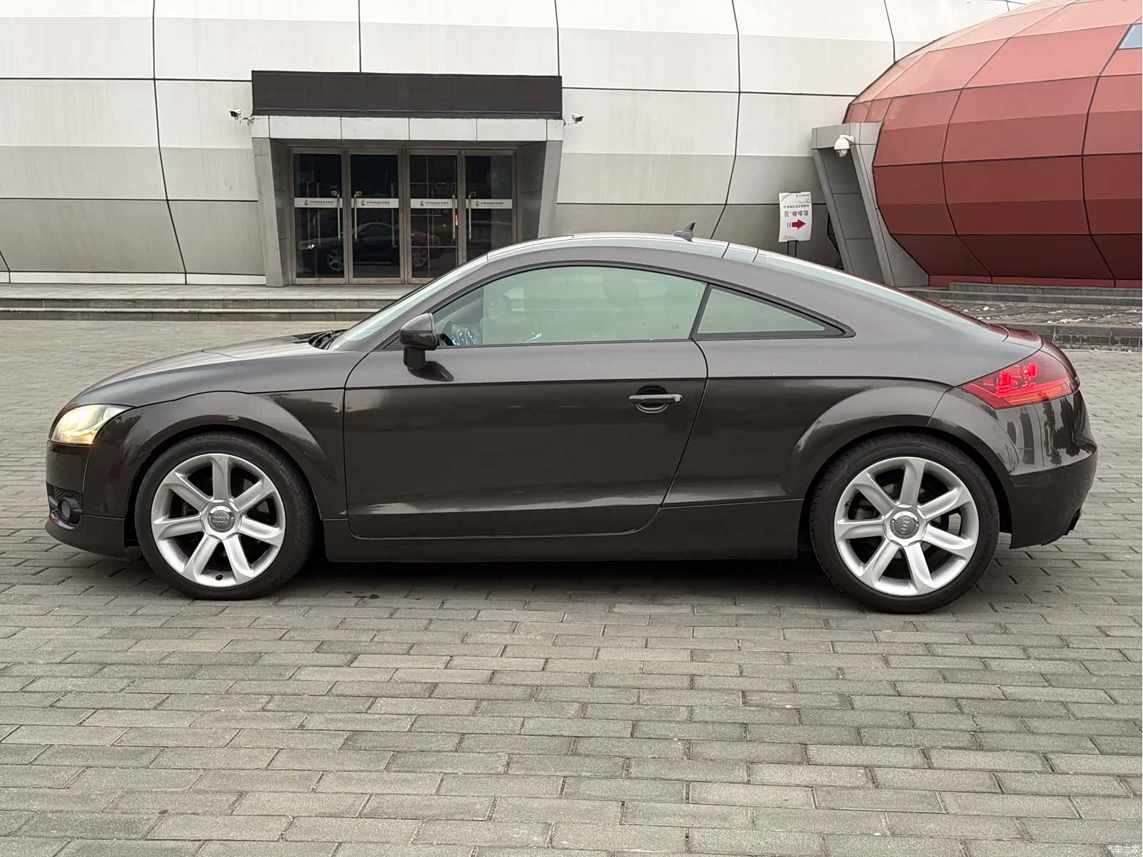Audi TT, 2009 7