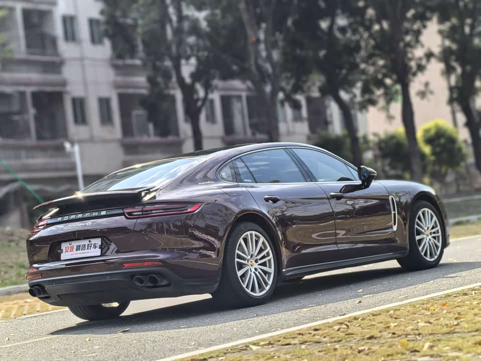 Porsche Panamera