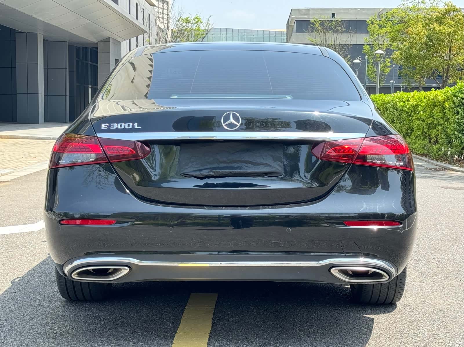 Mercedes-Benz E-Class, 2022 18