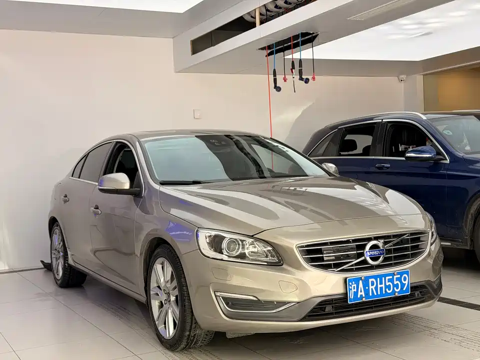 Volvo S60