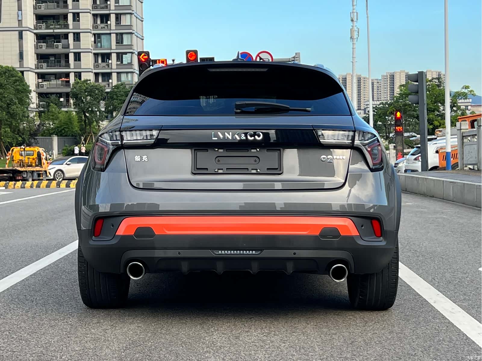Lynk & Co 01, 2020 все фото