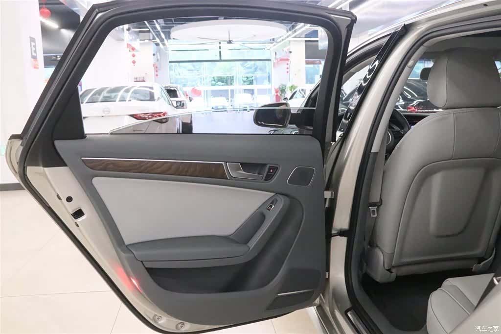 Audi A4L, 2015 15