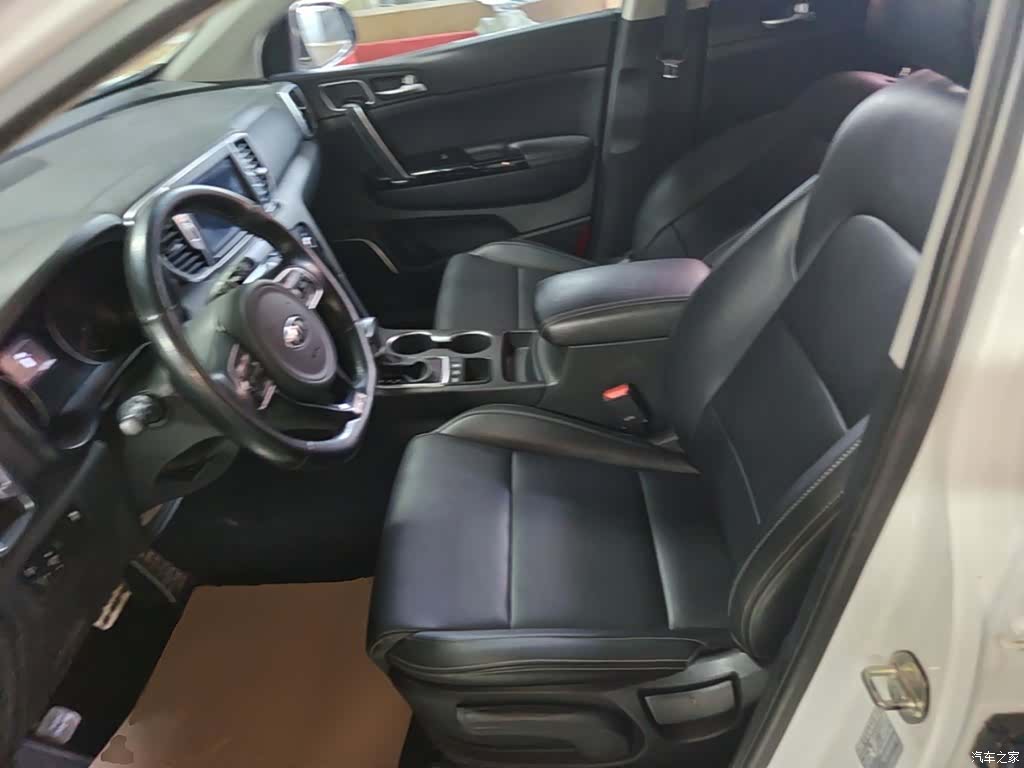 Kia KX5, 2016 15