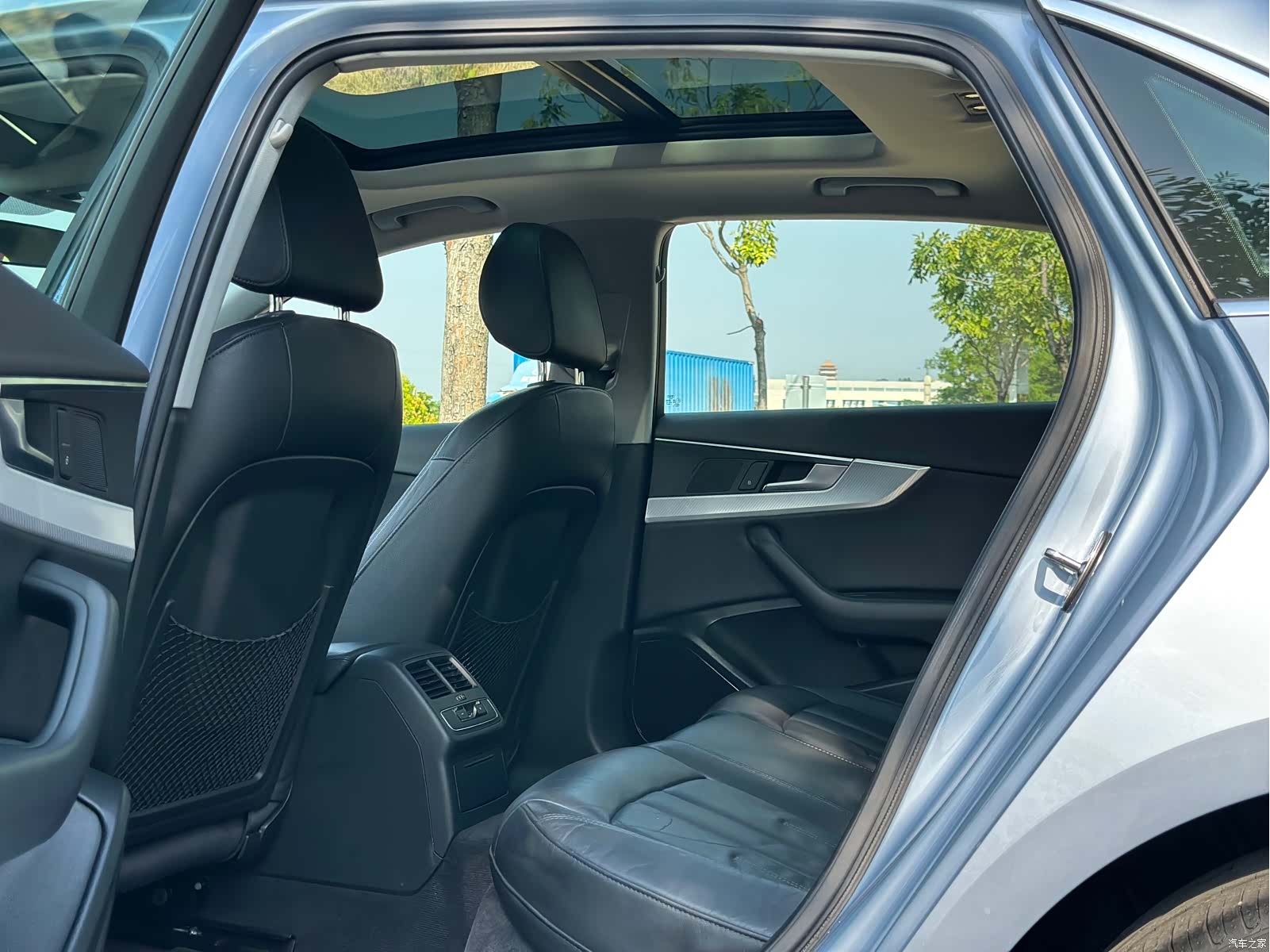Audi A4L, 2018 13