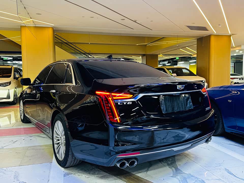 Cadillac CT6