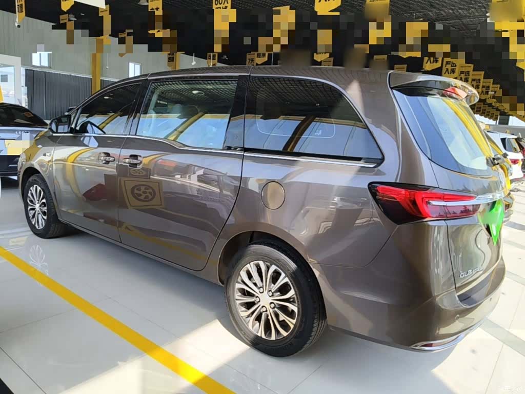 Buick GL8, 2021 все фото