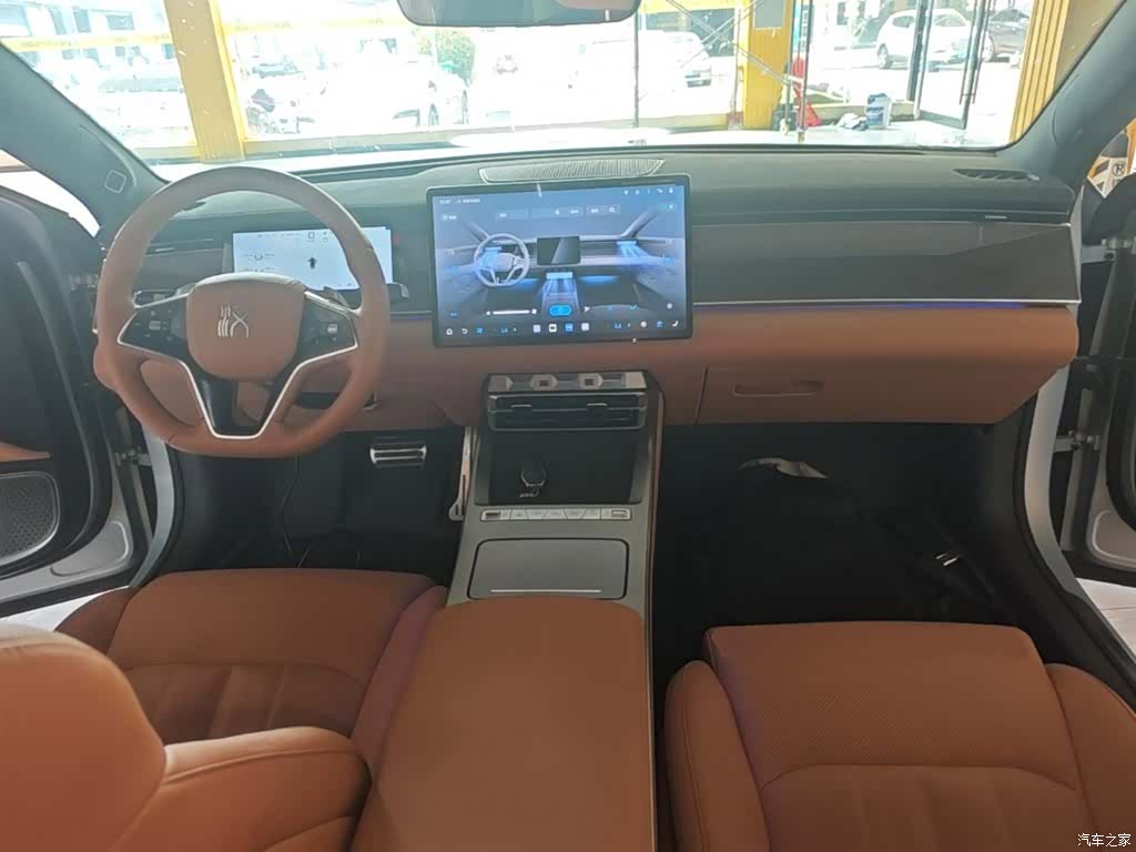 BYD Han, 2025 10