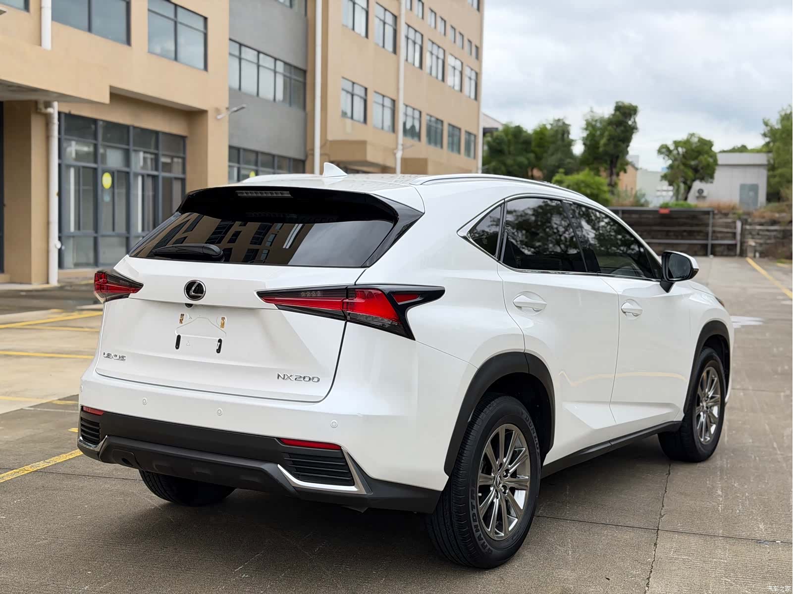 Lexus NX, 2021 4