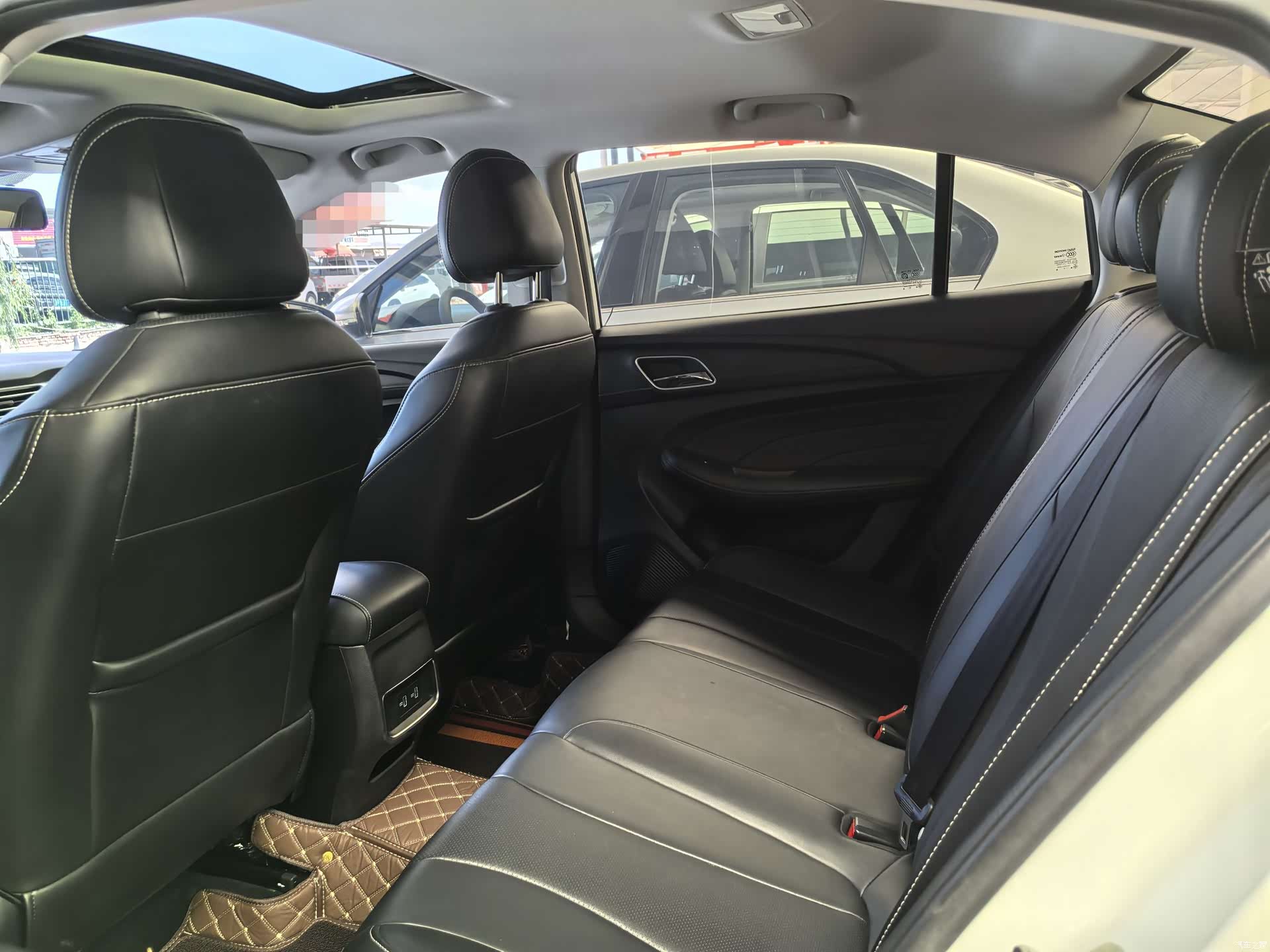 Roewe i5, 2021 11