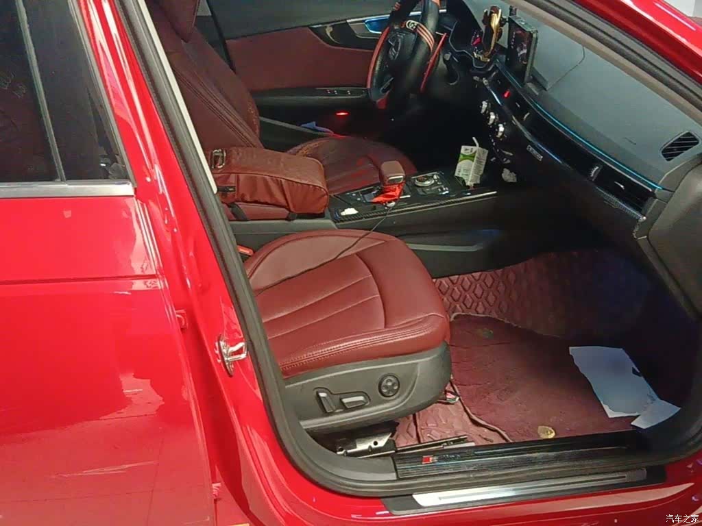 Audi A4L, 2018 25