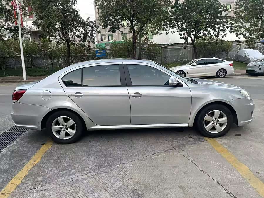 Volkswagen Lavida 2013, фото 4
