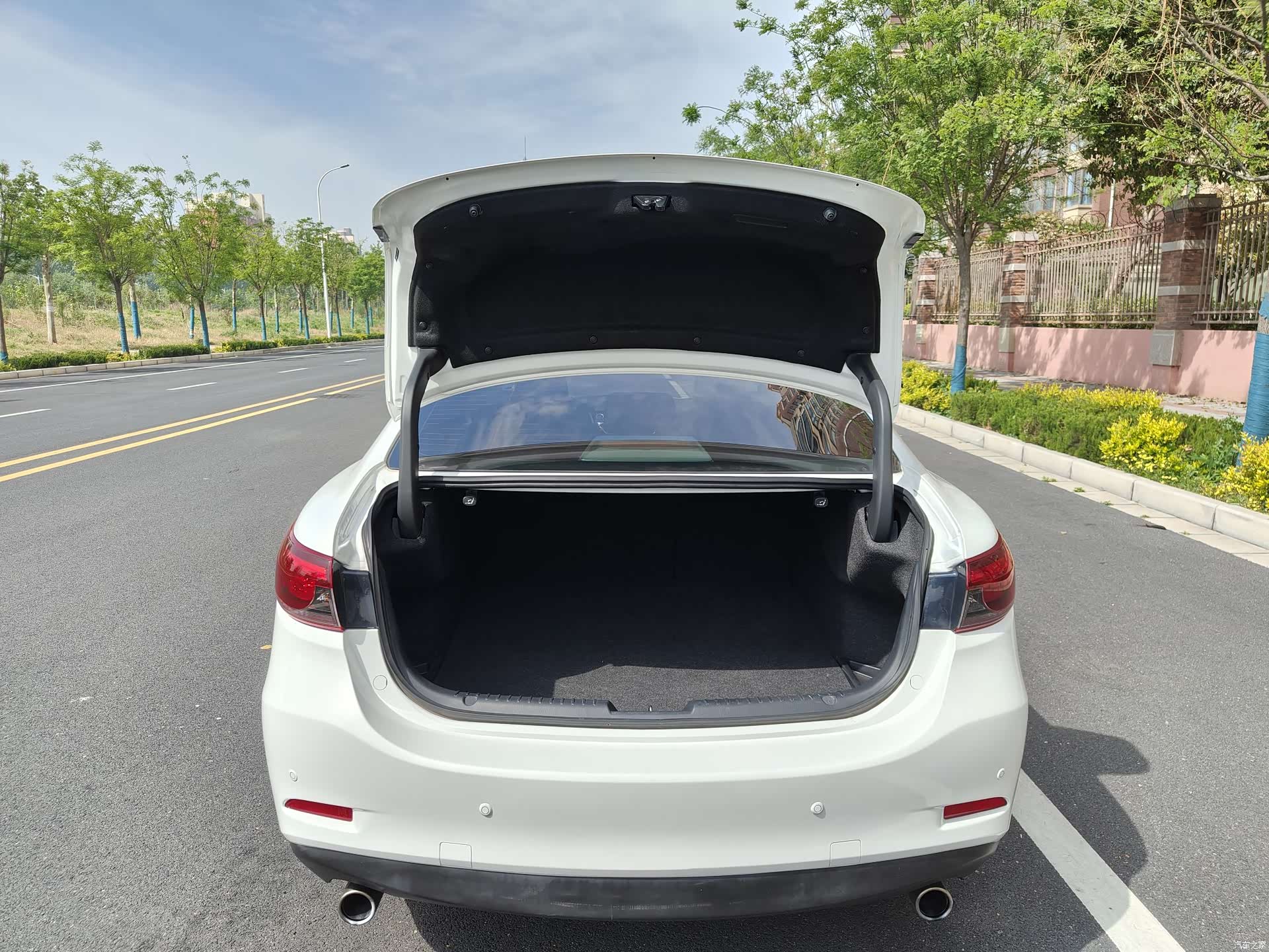 Mazda Atenza, 2017 19