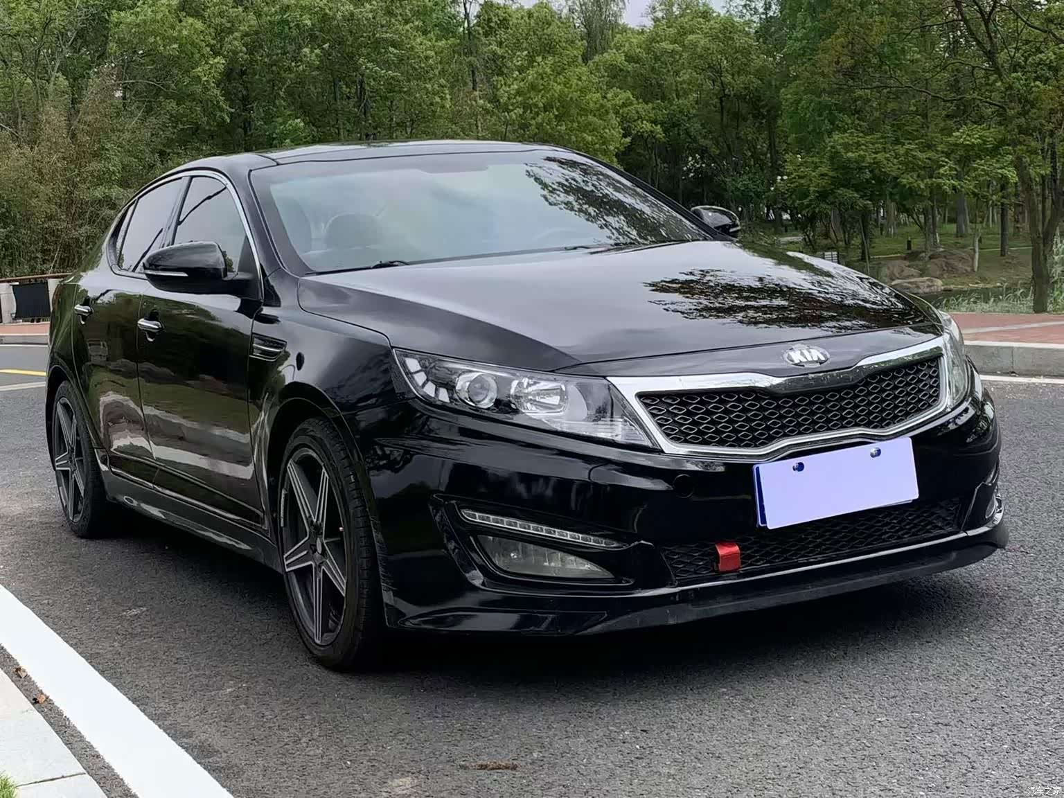 Kia K5, 2011 3
