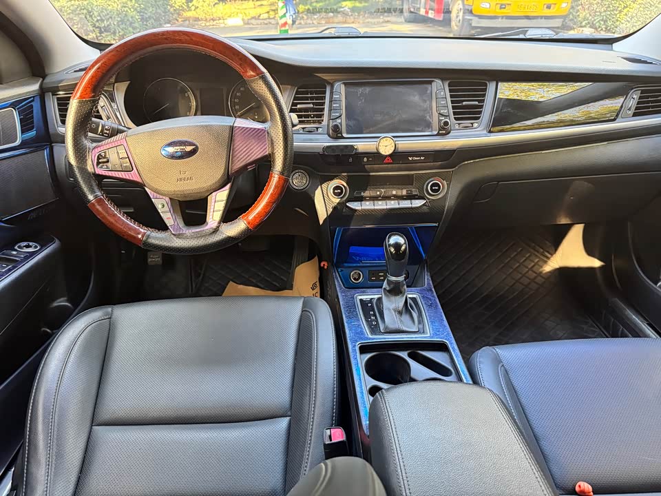 Hyundai Name picture