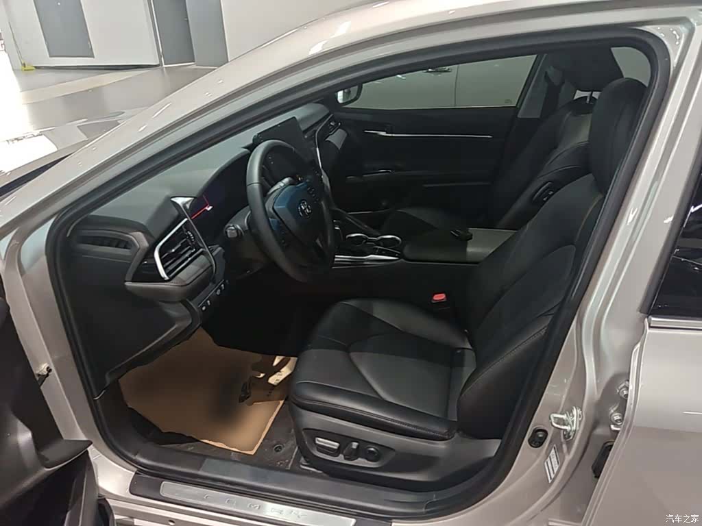 Toyota Camry, 2022 15