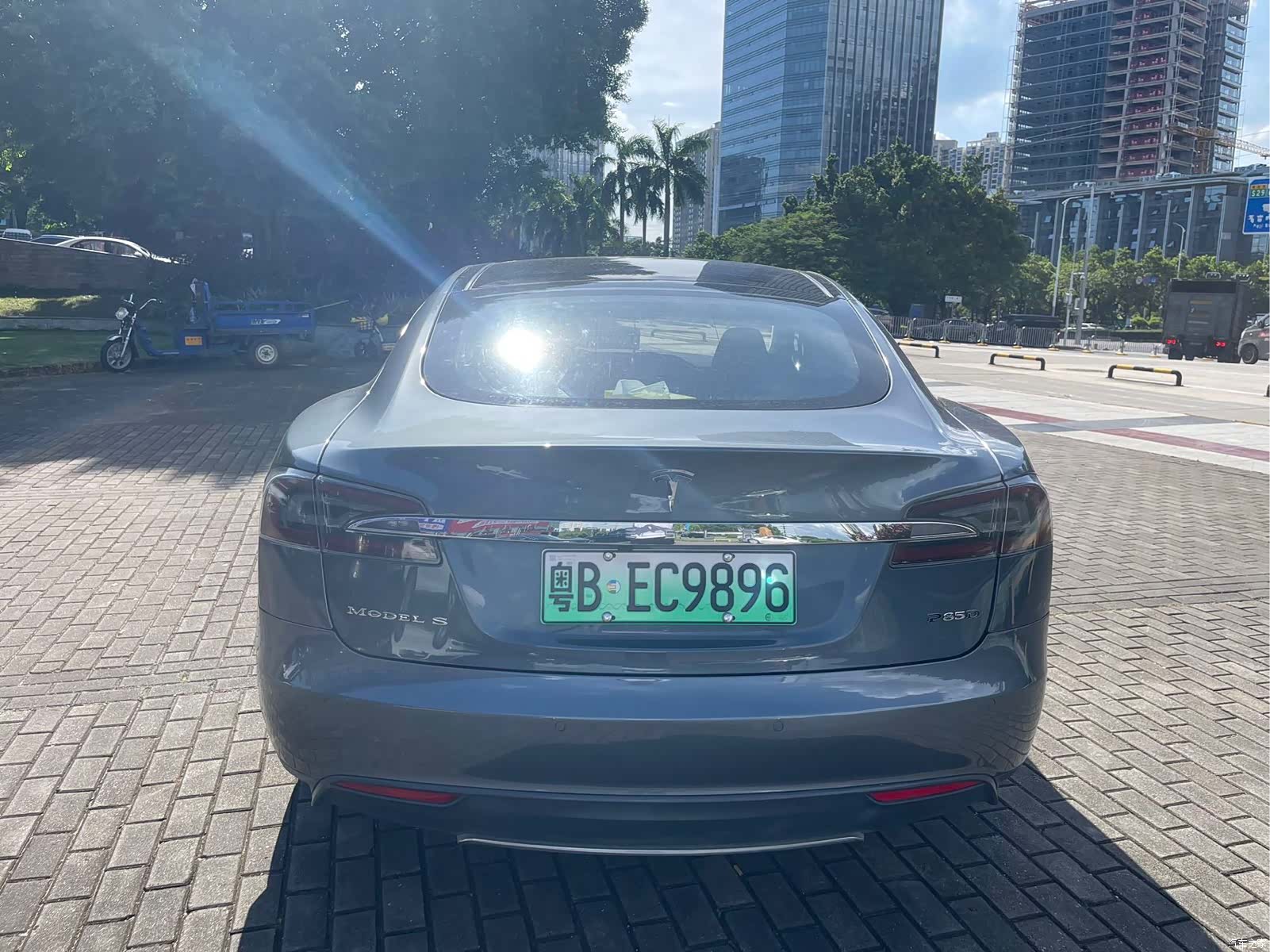 Tesla Model S, 2015 8